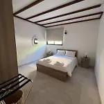 Kalidoniahouses Nyaraló *