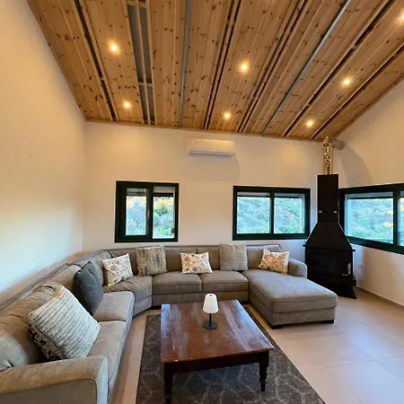 Kalidoniahouses Nyaraló Péra Pedí