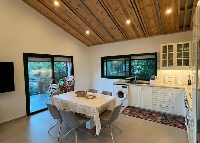 Kalidoniahouses * Pera Pedi